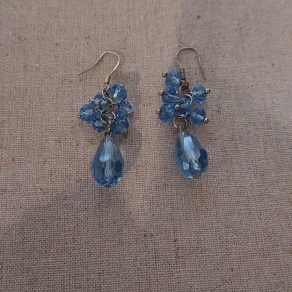 Sterling blue cut crystal drop earrings - Picture 2 of 5
